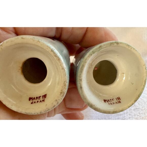 Salt Pepper Shakers Japan Small Floral Hand Painted Porcelain Vintage Blue READ - Picture 3 of 7